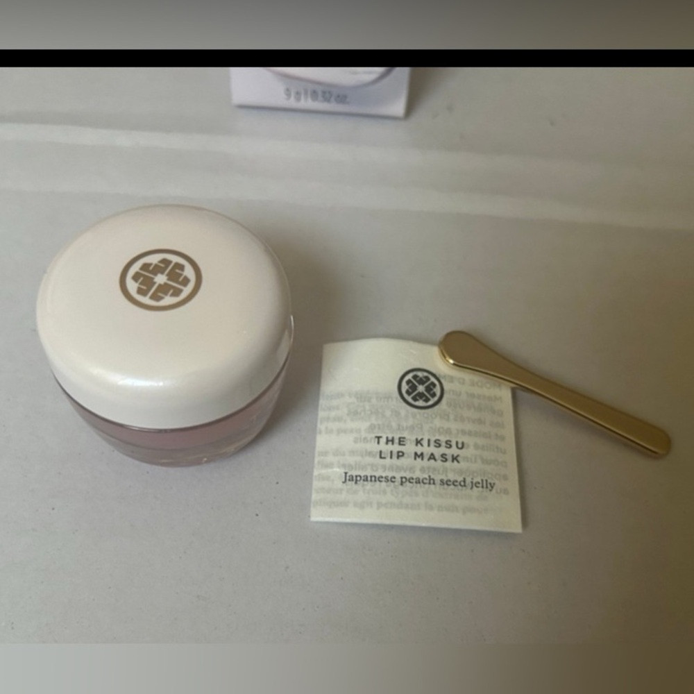 Tatcha The Kissu Lip Mask - Picture 6 of 9